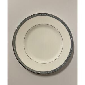 New Waterford Fine China Pavia 8" Salad Plate. kk.371